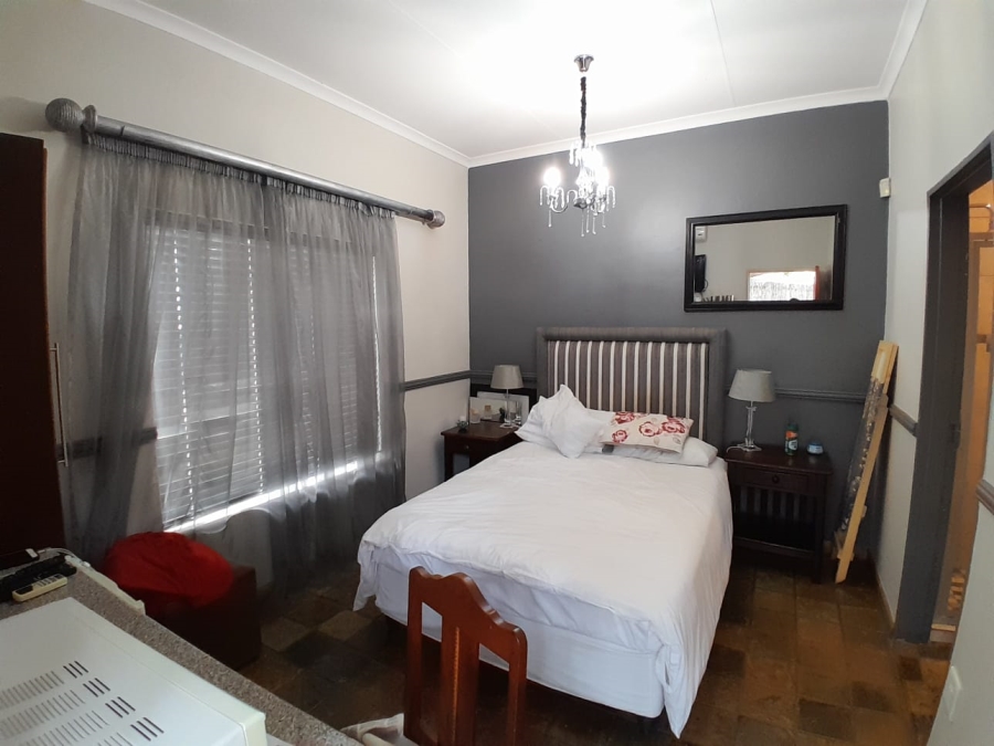 4 Bedroom Property for Sale in Kuruman Northern Cape